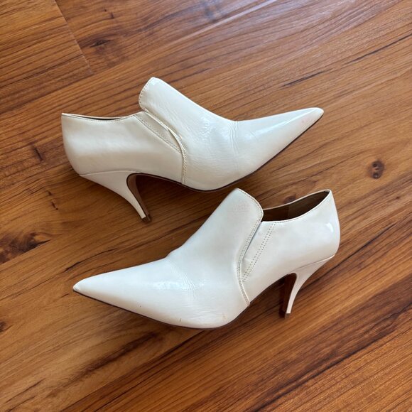 Tory Burch Vintage Leather Pointed Toe Heels - Picture 14 of 16